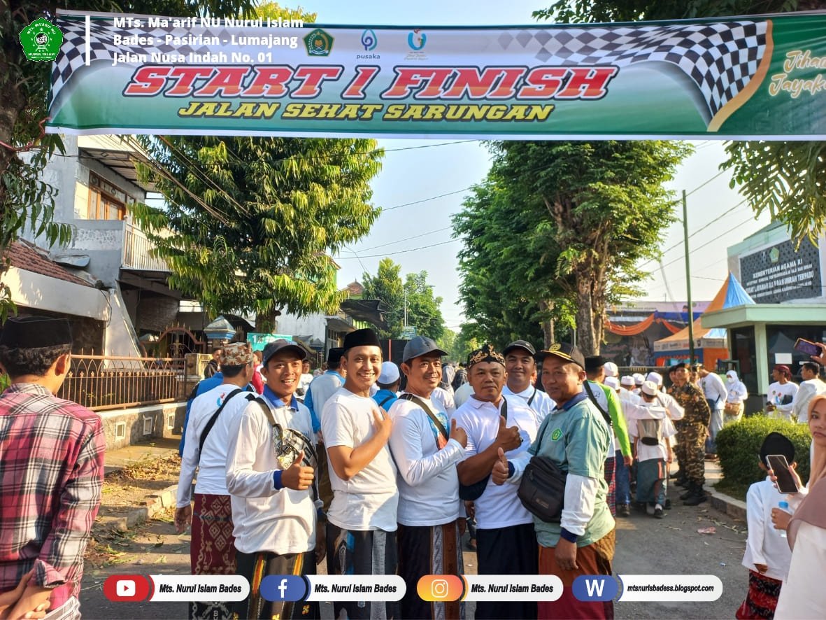 Jalan Sehat Sarungan bersama Kemenag Kabupaten Lumajang